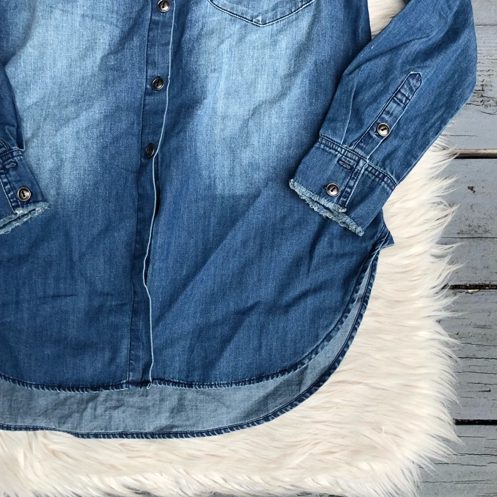 Free People Sandrine Rose Faded Denim Cotton Button Down Blue Shirt size S
